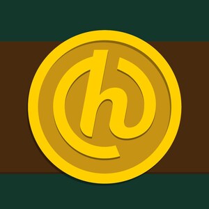 Könnte beinhalten: Eine goldene Münze mit einem stilisierten "h"-Design, vor einem braunen und grünen Hintergrund. Die Münze ist auf einem braunen Gürtel mit zwei dunklen Löchern zentriert. Das Design ist einfach und grafisch.