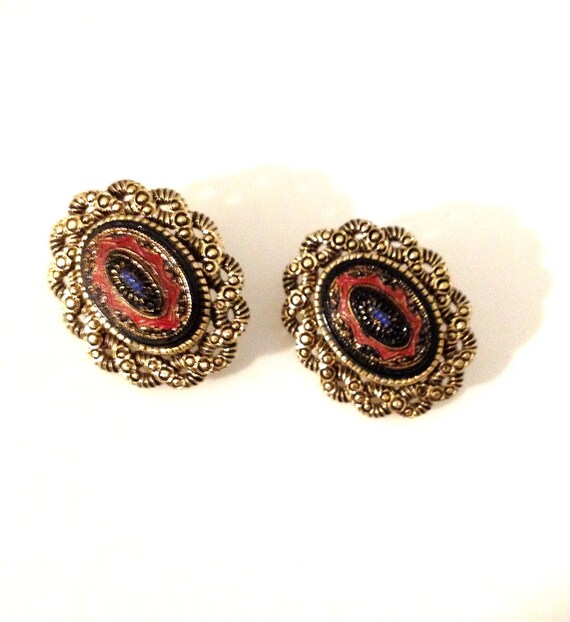 Lovely Floral Swirling Gold-Tones, Sarah Coventry Signed Vintage Clip Earrings