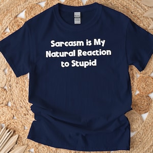Kundenspezifisches sarkastisches Hemd, personalisiertes Sarkasmus-Text-T-Shirt