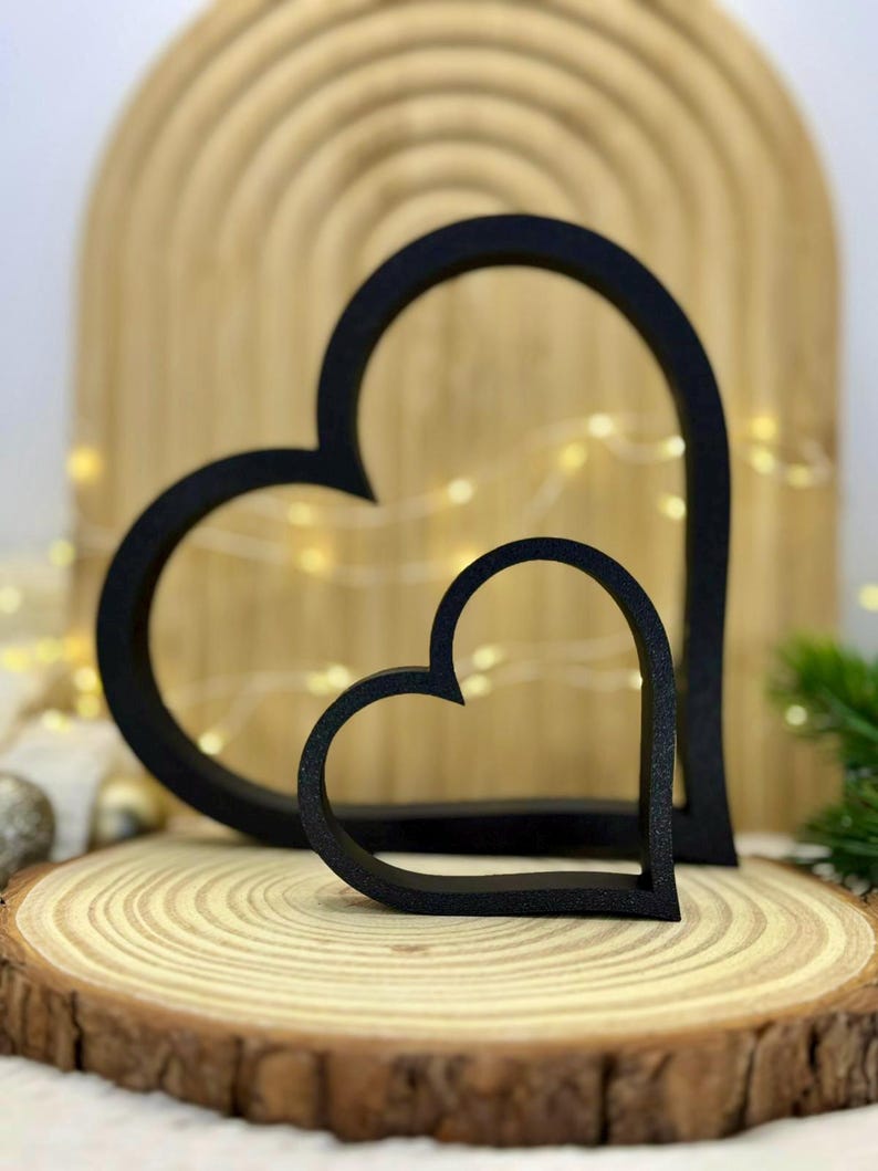 Heart-shaped Stand 3D Printed Including Commercial License for Self ...