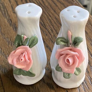 Vintage rose salt and pepper shaker set