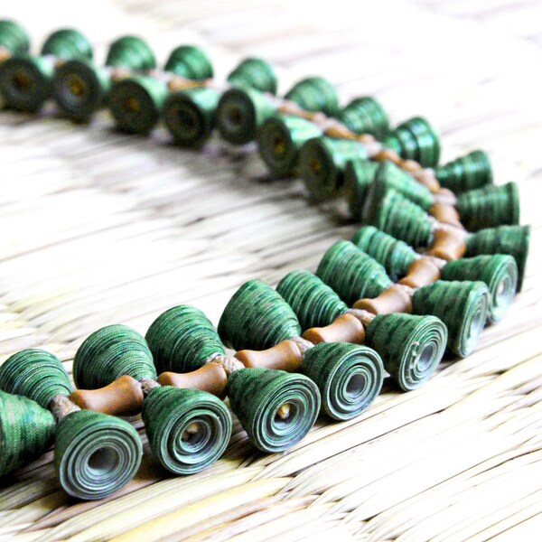 Tropical Fern Bracelet • Spring Bracelet • Green Leaf Bracelet • Nature Inspired Jewelry • Naturalist Gift • Paper Gift for 1st Anniversary