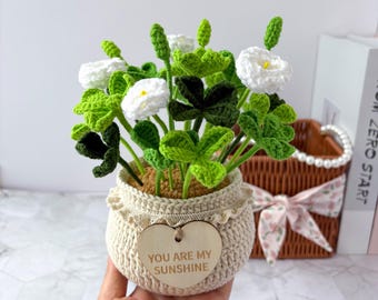 Handmade Crochet Clover, Crochet Clover in Pot, Luck clover, wedding gifts/flowers, Good Luck Gifts, potted Lucky clover for home decoration