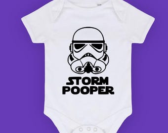 Babygroet stormpoep met rugdetail