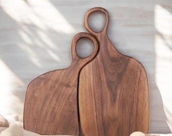 Tagliere in legno di acacia resistente con manico: perfetto per formaggio, frutta e macellazione. Facile da pulire, ideale per tagliare e servire!
