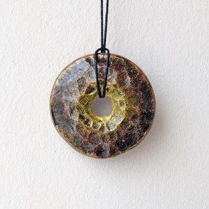 Ronde hanger van hout, handgemaakt