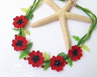 Poppy Flowers Beaded Necklace