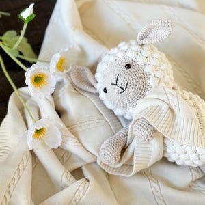 Natural Sheep Blanket Set | Unisex Gift | Newborn Baby | Baby Shower Gift | Baby Boy, Baby Girl | Baby Bundle|  Unique Baby | Knittingardenn