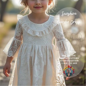 Peut inclure: Une robe en dentelle crème avec de longues manches évasées et un col à volants. La robe présente des broderies florales et est étiquetée "Sunshine Garden Dress". L'image comprend un schéma de patron de couture et du texte indiquant qu'il s'agit d'un patron de couture numérique PDF pour les âges 1-12.