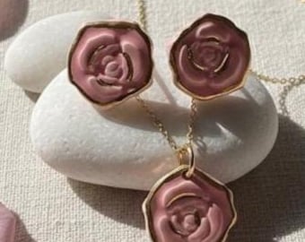 Handmade Pink Rose Ceramic Jewelry Set – Gold-Plated Necklace & Earrings