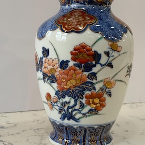 Hand Painted Gold Imari Vase - Etsy