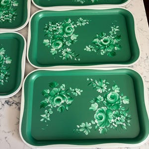 Vintage mid century green and white rose metal lap trays. Set of 5 MCM TV trays Aproximately 14.5in x 9in.