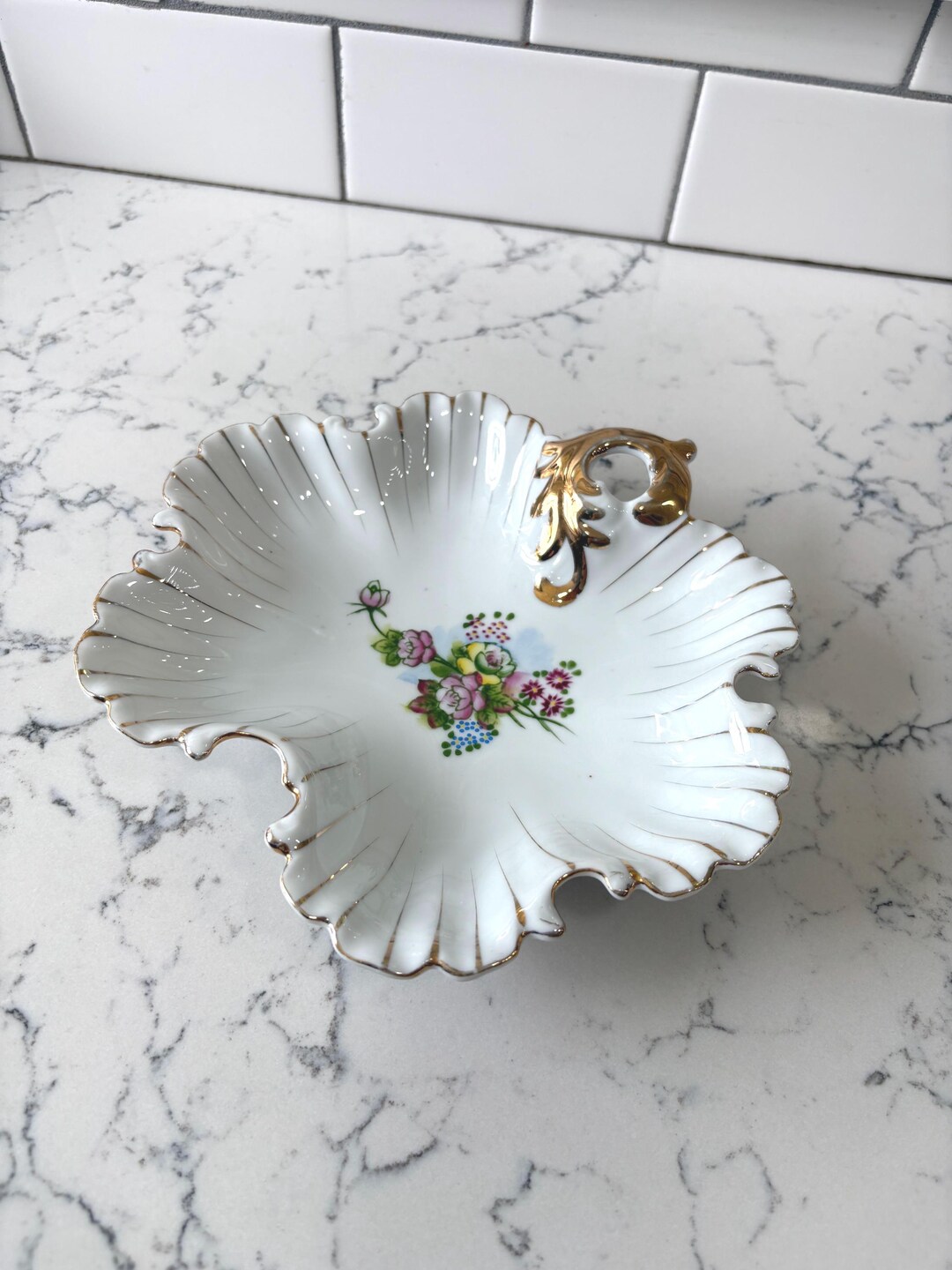Vintage Ruffled Dish Raspberry Vintage Nappy Dish. Ruffled Serpentine Edge Serving or Trinket Dish. - Etsy