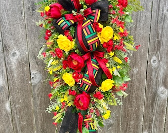Guirlanda afrocentrada em vermelho, amarelo, verde e preto, decoração para o Juneteenth, guirlanda de verão para porta de entrada.