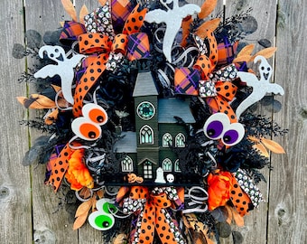 LED Haunted House Halloween Wreath with Ghosts, Eyeballs & Ribbon – Light Up Front Door Decor