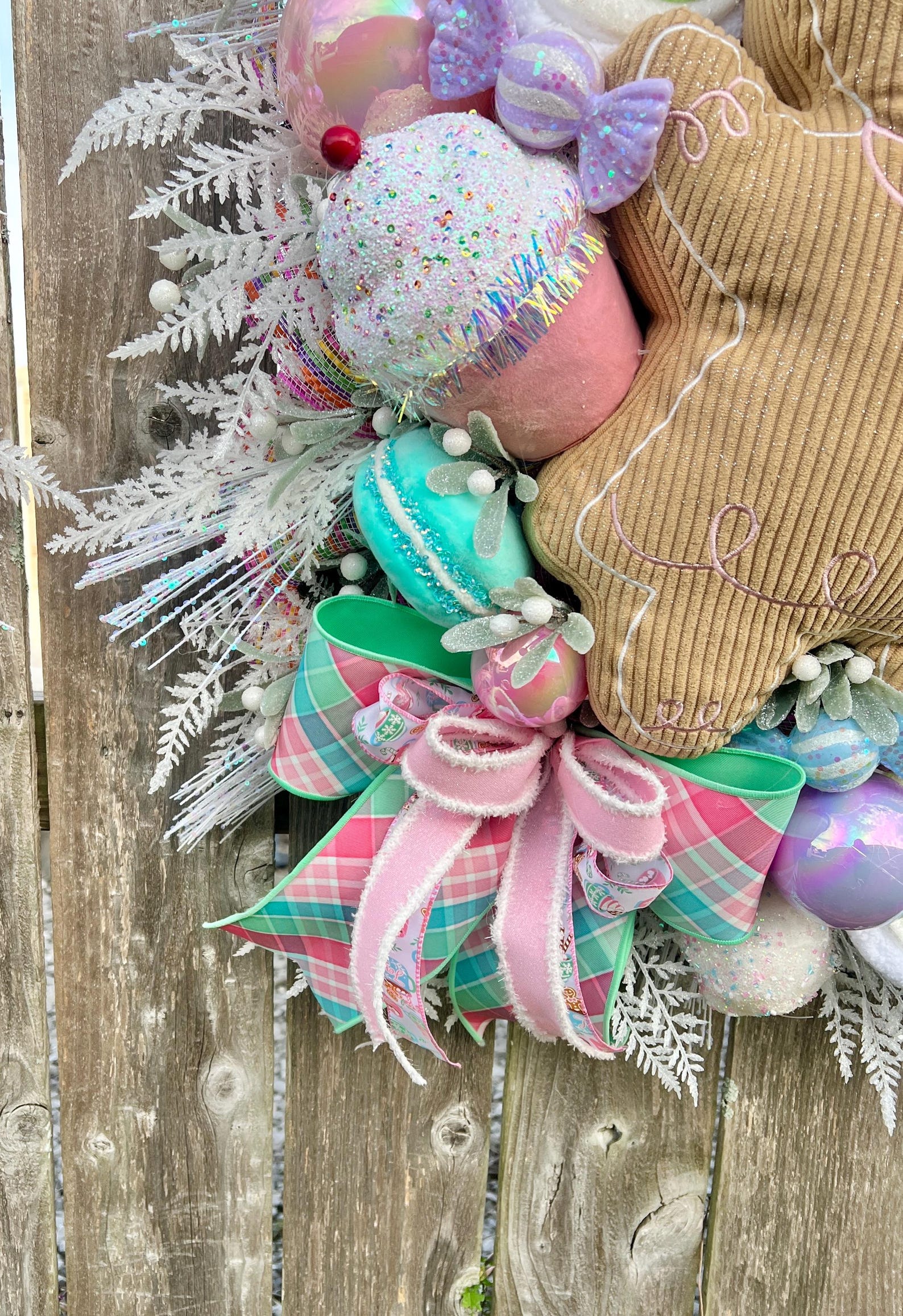 Pastel Gingerbread Girl Christmas Wreath – Candyland Holiday Decor - Etsy