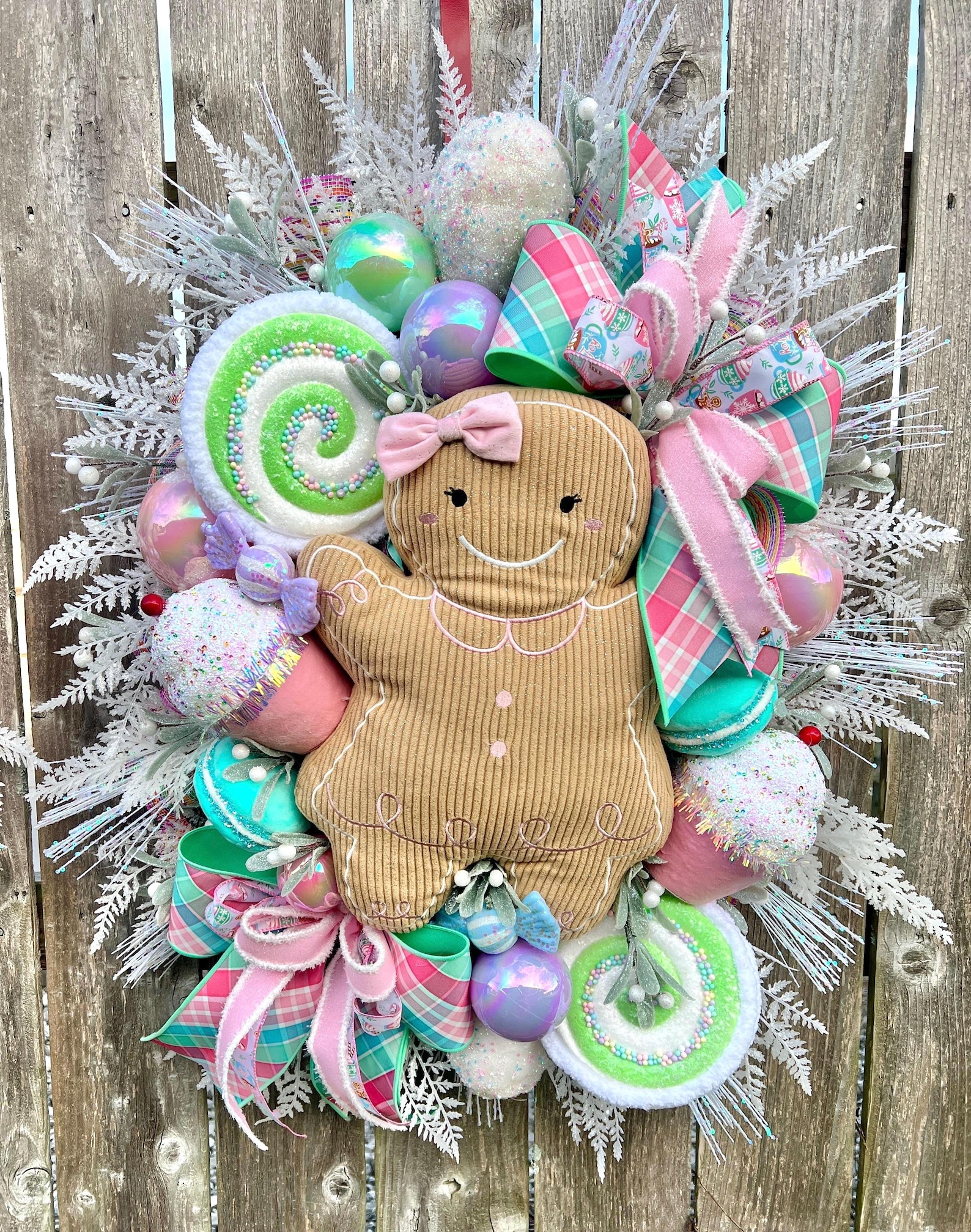 Pastel Gingerbread Girl Christmas Wreath – Candyland Holiday Decor - Etsy