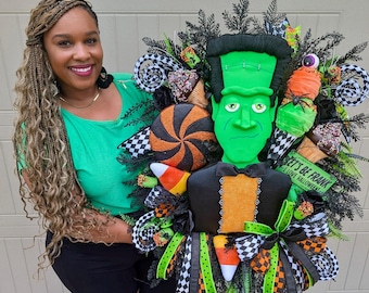 Corona de monstruos verdes de Halloween – Decoración de puerta XL con temática de dulces