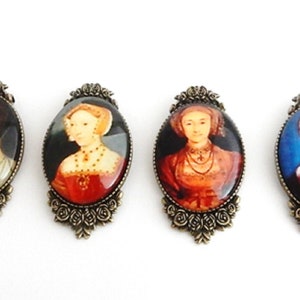 Henry/'s Wives heraldic badge pin Aragon Boleyn Seymour Cleves Howard Parr choose your Queen Queens of England