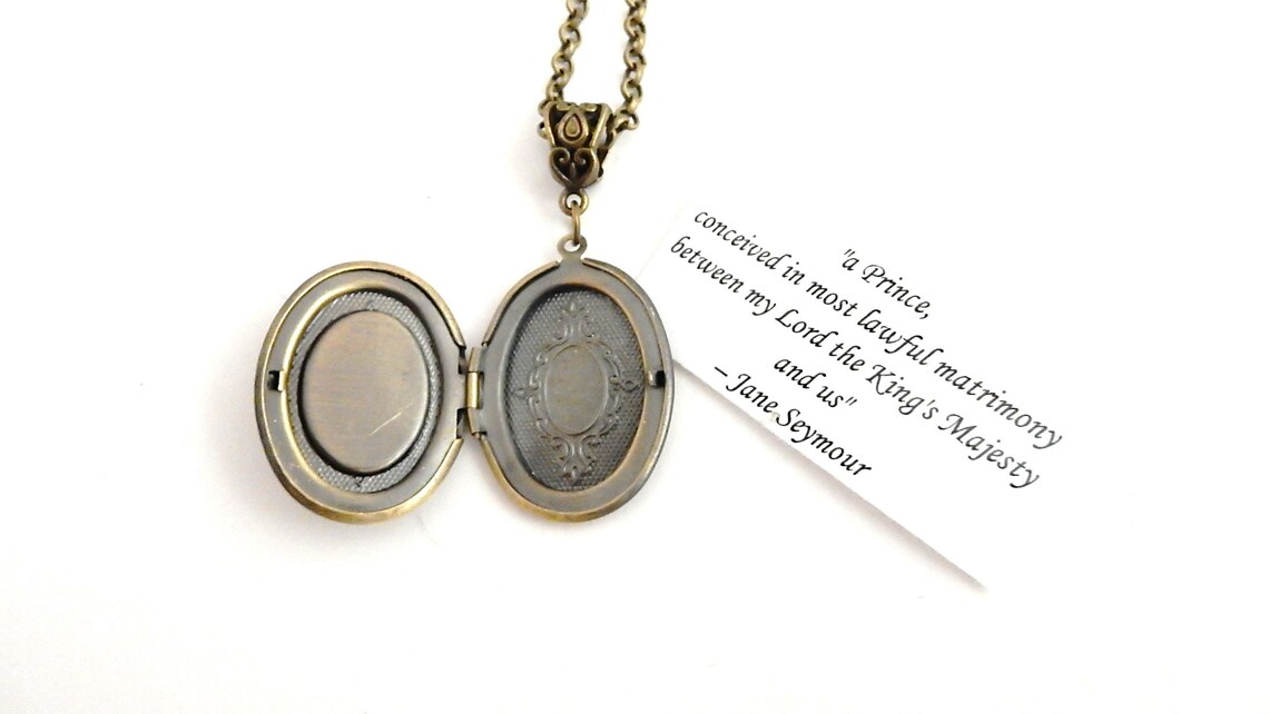 Edward VI Locket Necklace: King of England Portrait Jewelry - Etsy UK