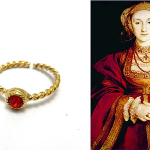 Anne OF Cleves replica stacking ring - brass twist ring with genuine Swarovski crystal - Tudor reproduction jewellery - historical portrait