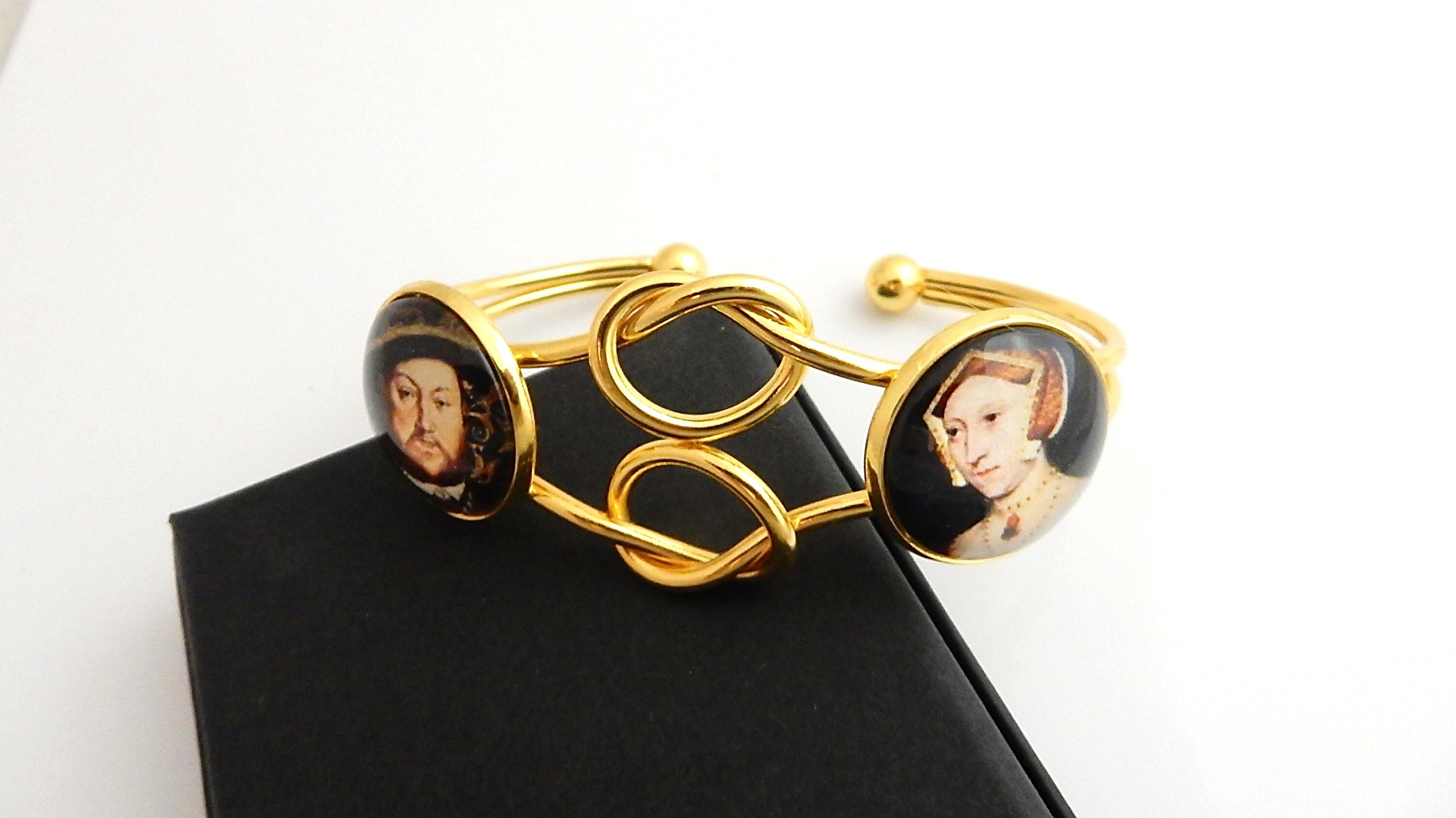 Infinity Love Knot Bangle - True Loves- Henry VIII and Jane