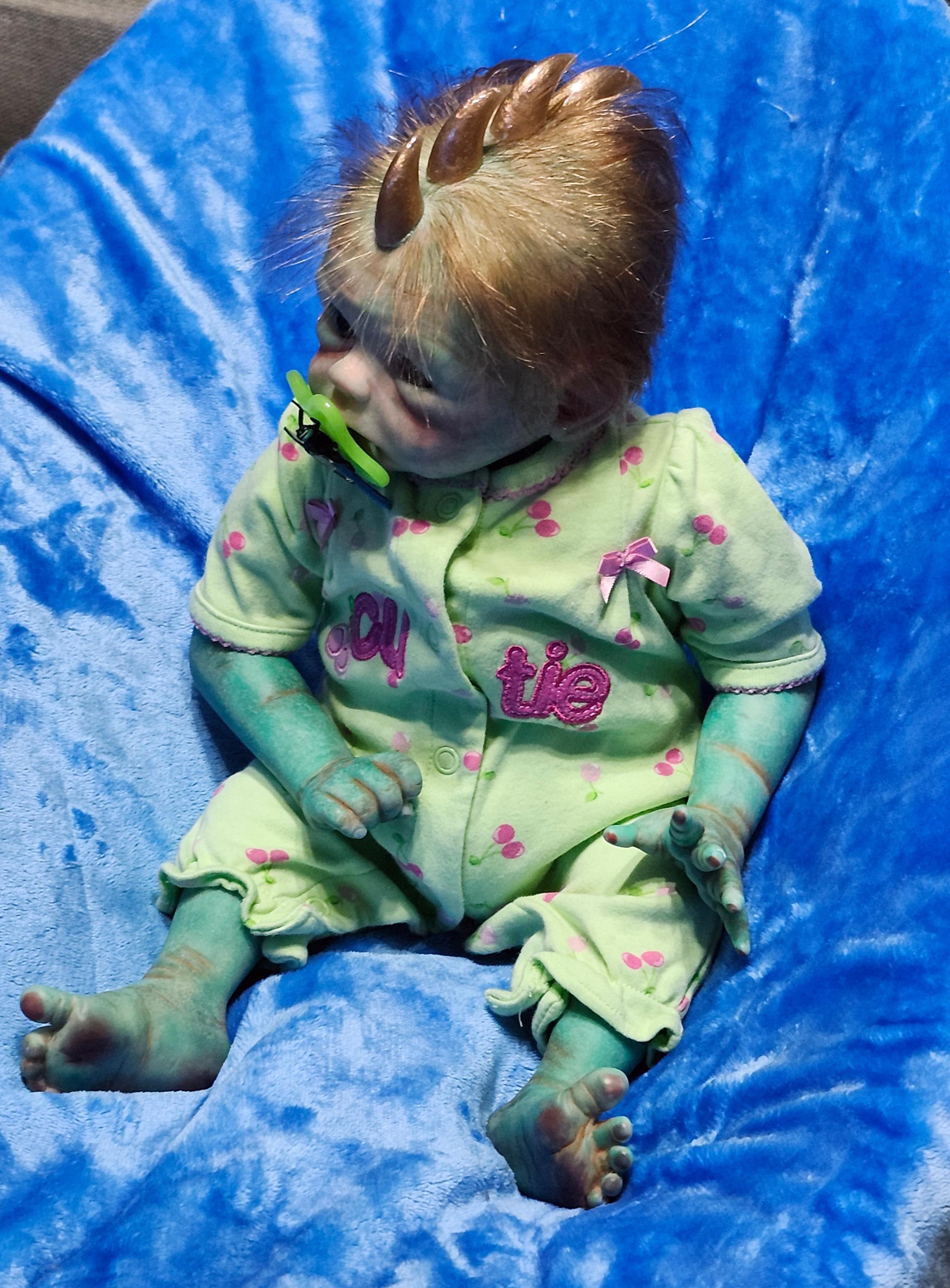 【リボーンドール】 Peeka Precious Reborn Peeka Gets a Haul from ‪@rebornlivingdolls‬ - YouTube