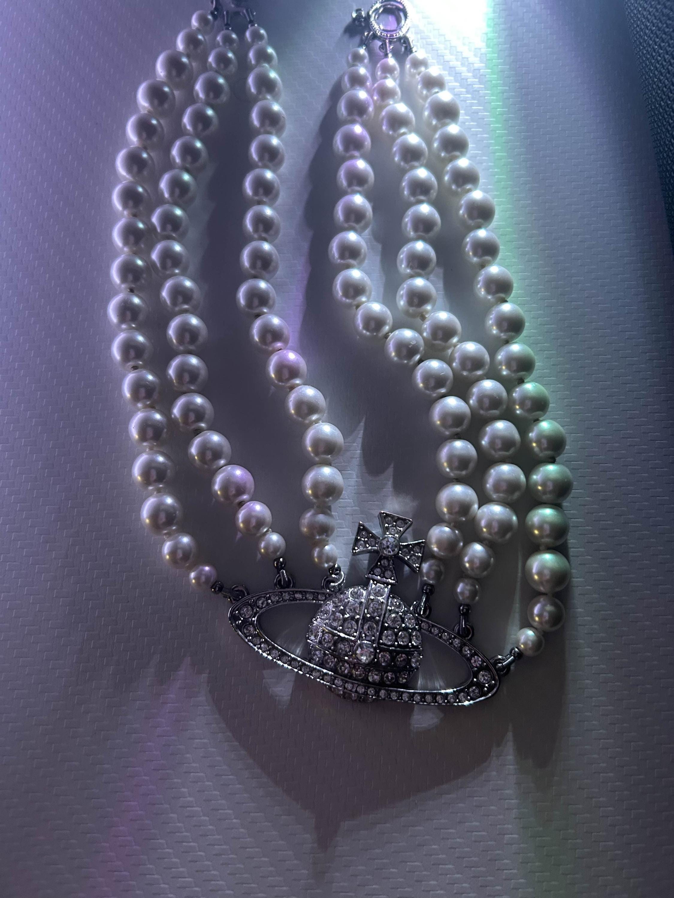Vivienne Westwood Three Row Pearl Necklace - Etsy Vivienne Westwood Three Row Pearl Necklace - Etsy