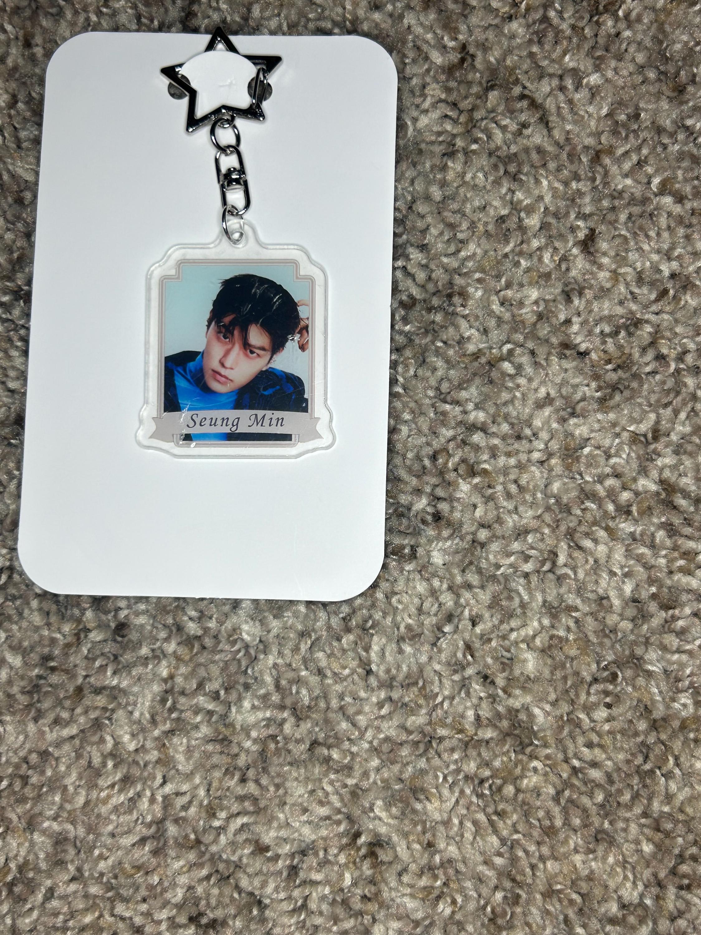 straykids popup シークレットキーホルダー　ヒョンジン Stray Kids Hyunjin K-pop Keychain | SKZ Fan Merch Accessory - Etsy