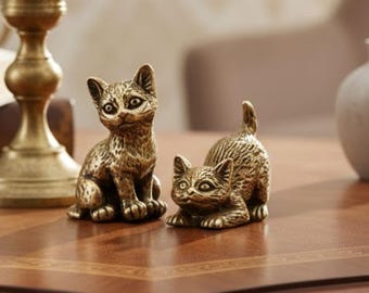 ヴィンテージ真鍮製猫の子猫の置物（リボン付き）装飾品 コレクション