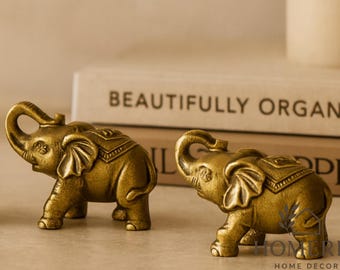 Vintage Brass Elephant Ornament Decor – Mini Elephant Figurines, Good Luck Feng Shui Statue, Boho Shelf Desk Home Accent