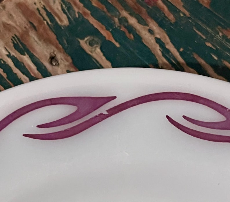 Platos para pan/aperitivos Corning/Pyrex con diseño de espiral rubí/gancho granate, vidrio opalino, juego de 8 imagen 7