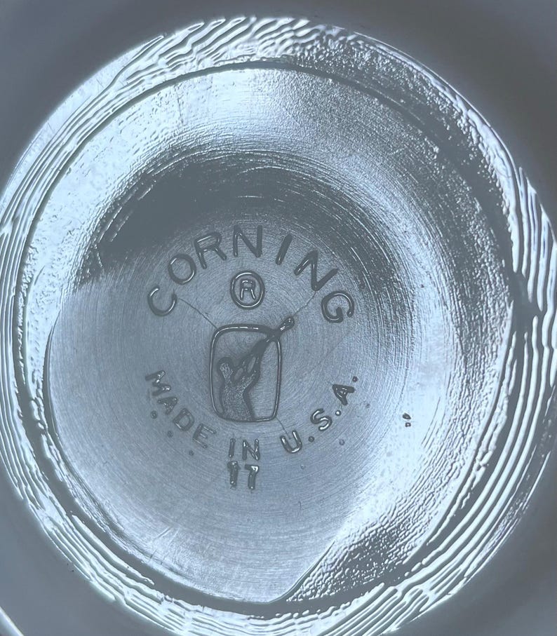 Platos para pan/aperitivos Corning/Pyrex con diseño de espiral rubí/gancho granate, vidrio opalino, juego de 8 imagen 5