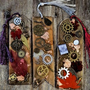 Steampunk Resin Bookmarks – Handmade Gear Bookmarks, Clockwork Fantasy Reader Gifts