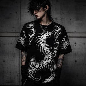 Dark Centipede Gothic Shirt, Unisex Alt Emo Black Alternative Tee image 3
