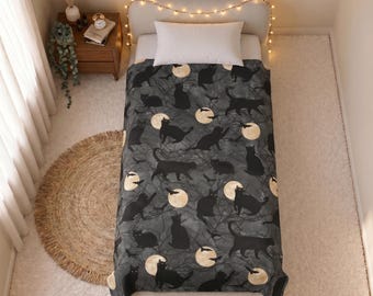 Black Cat Velveteen Plush Blanket Soft Gothic Moon Night Throw Witchy Halloween Spooky Home Decor Gift for Cat Lovers Cozy Goth Style Room