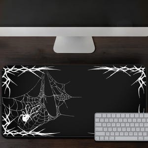 Goth Spider Web muismat, grote zwart-witte gaming-bureaumat met donker esthetisch ontwerp voor liefhebbers van horror, gothic en Halloween