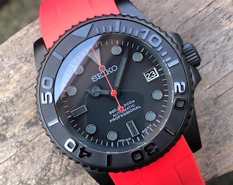 PREMIUM CUSTOM SUBMOD * Modded NH35A Movement * YMCeramic Insert - Matte Black & Red
