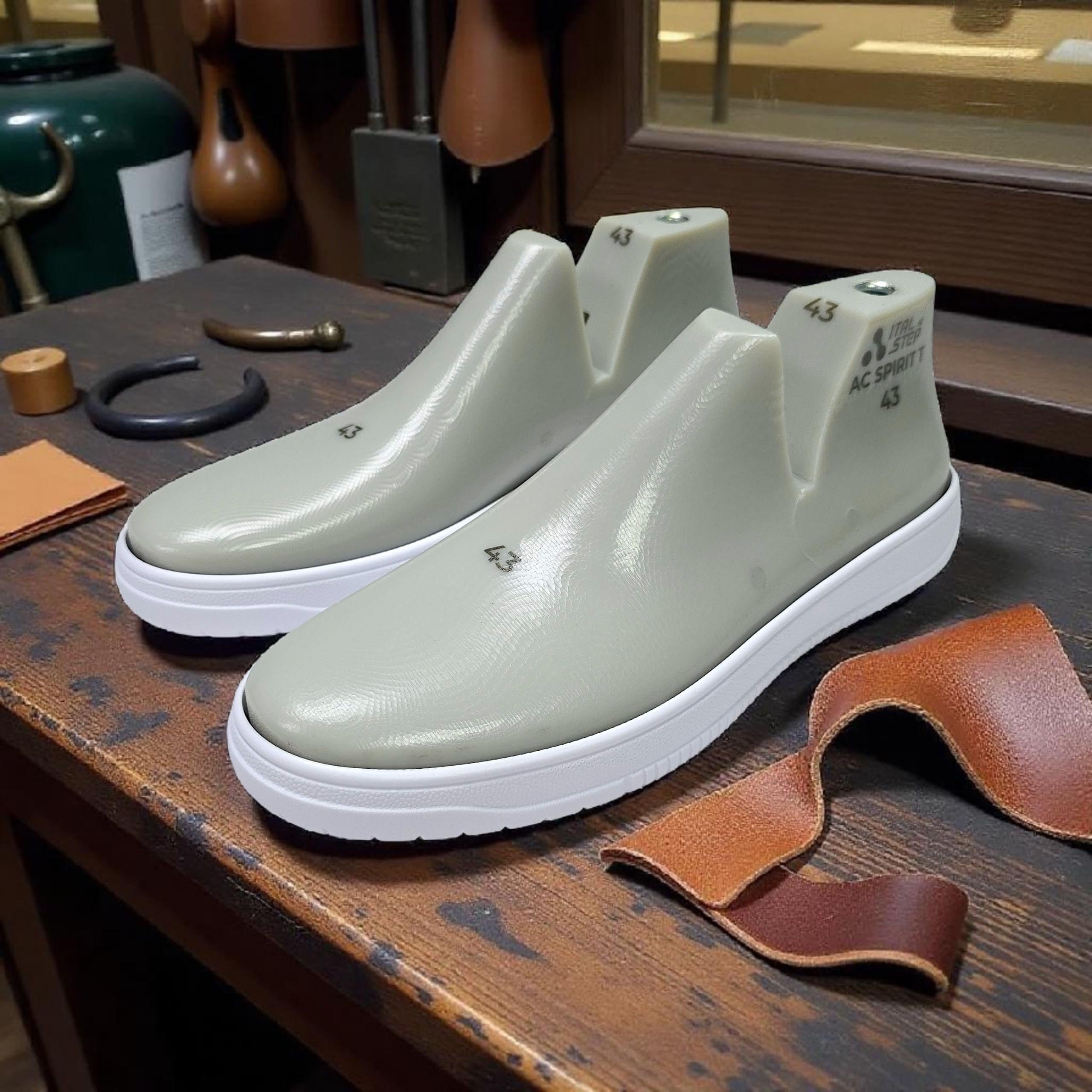 Men's Spirit T Split Shoe Last: Alpha Lock Plastic Form for