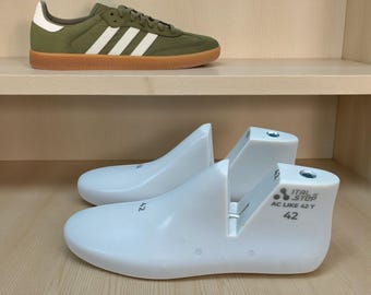 Unisex Split Shoe Last for Sneakers, Boots, Slip-Ons, Loafers, Shoes, Trainers, High-Tops | 3 Styles, EU 36–45 / US 4–12.5