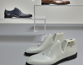 Men's Split Shoe Lasts - Classic Long-Toe Alpha Lock Form - EU 39–45 / US 6–11