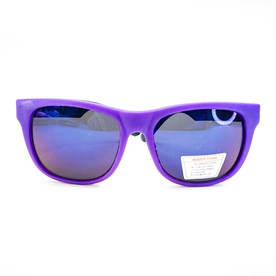 Chanel 5020 C576 Purple Lilac Black Frame Purple Lens Sunglasses Italy  54-18-125