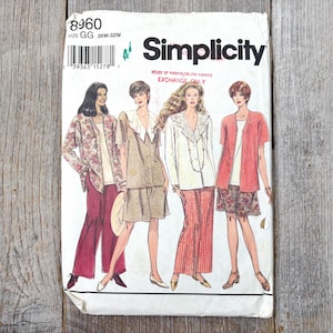 simplicity sewing pattern 8960 womens plus size GG 26-W/28-W/30-W/32-W elastic wide leg pants/shorts top/shirt/blouse button-front v neck