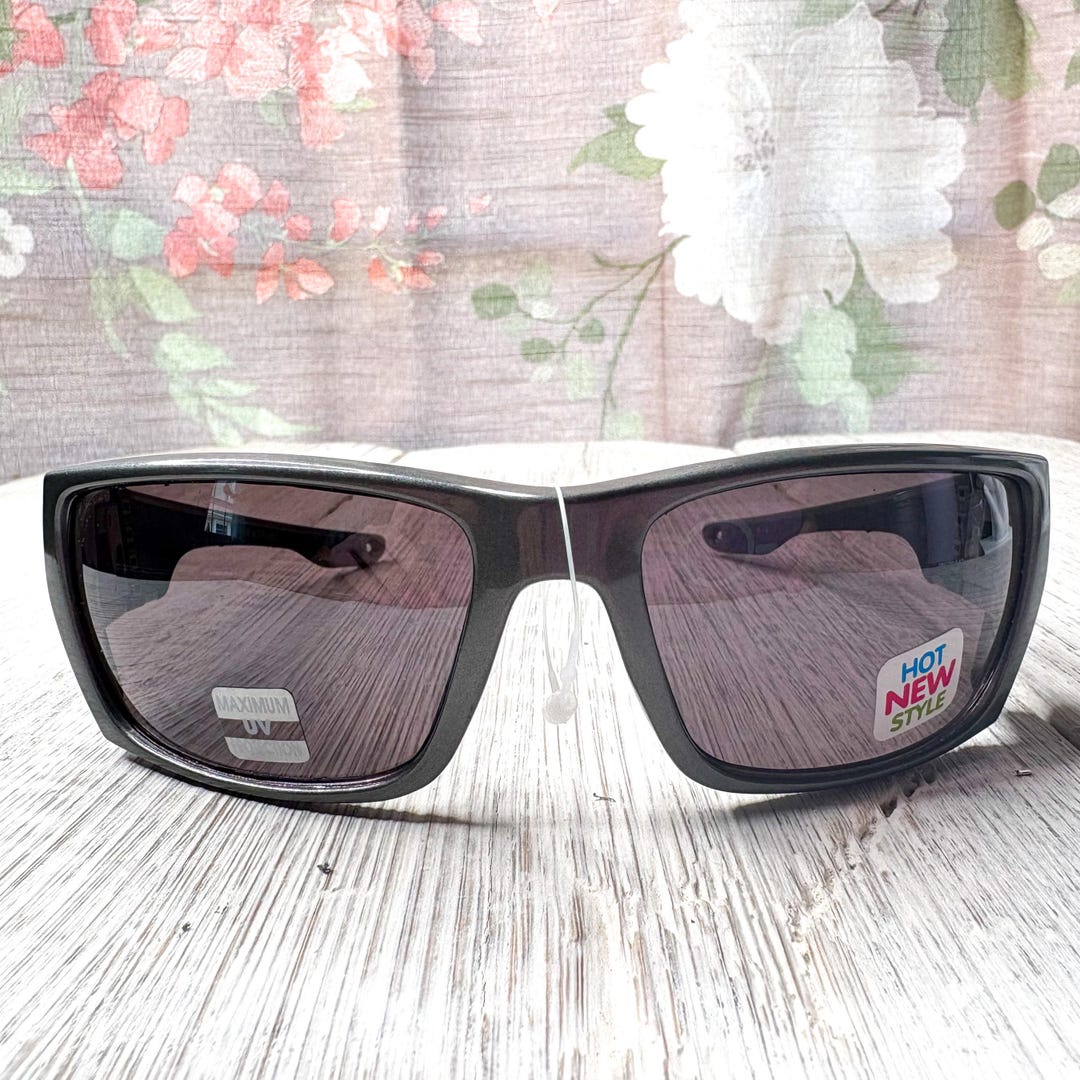 Oversized Wrap-around Sunglasses Gunmetal/black Unisex/men  display picture 2