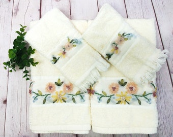 vintage Saturday Knight Ltd towel set, floral embroidered organdy ribbon