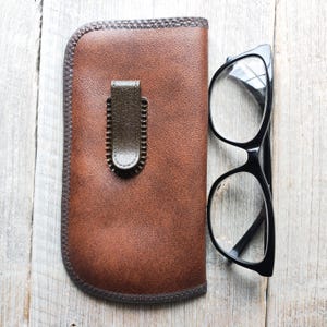 custodia per occhiali marrone cammello scuro tasca protettiva porta occhiali accessori per occhiali scorte morte vintage nos accessorio per occhiali metà secolo
