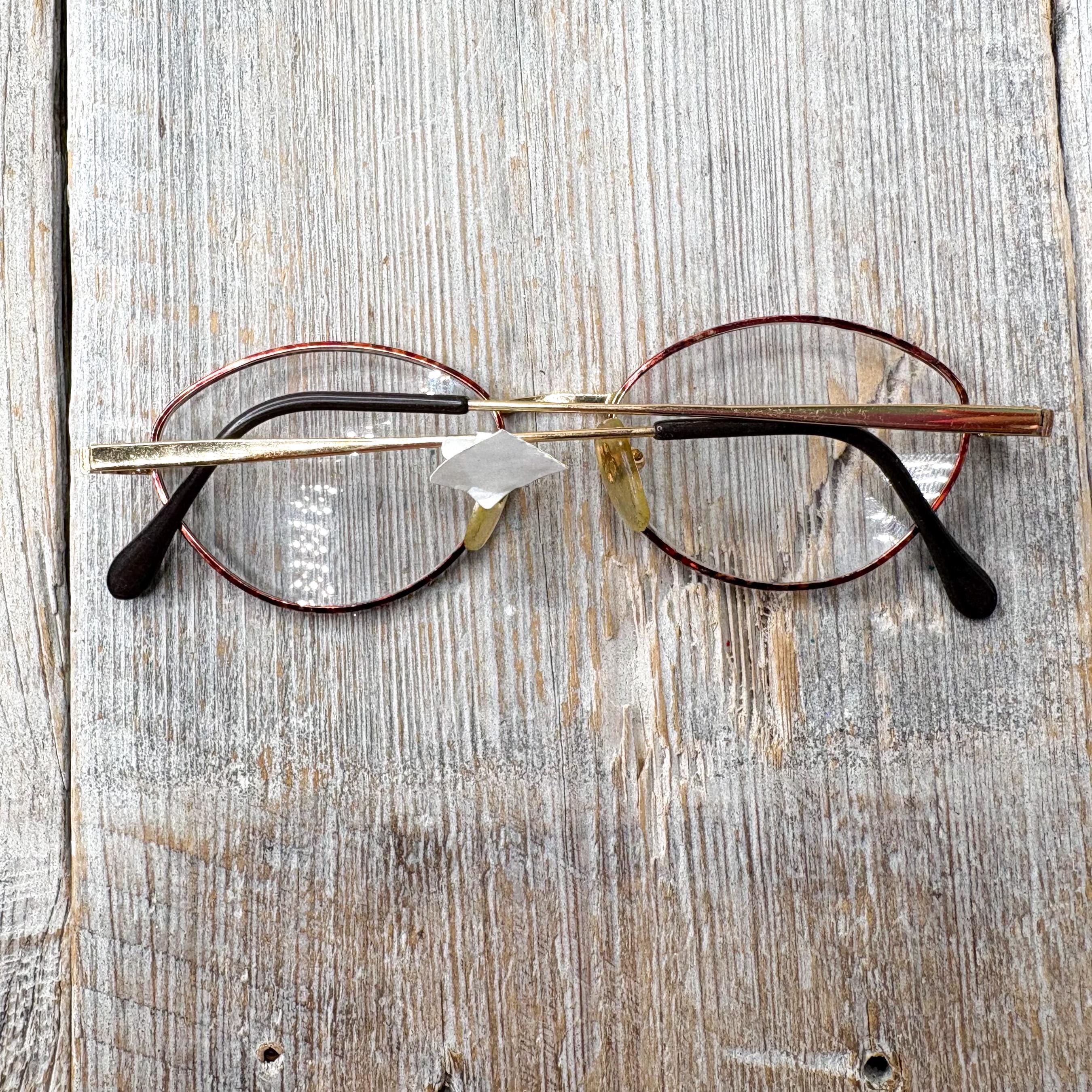 Vintage Style Round Tortoiseshell & Gold Eyeglasses Frames – EyeBuyDirect Roarin Round Tortoiseshell Eyeglass Frames: Light Gold Metal  main image 3