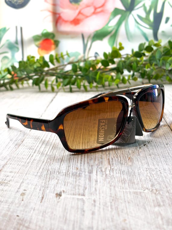 Oversized Square Wrap-around Aviator Sunglasses: Brown  display picture 2