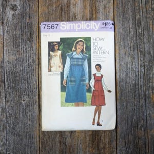 1970s dress/jumper sewing pattern size 12 misses/teen/women cap sleeves patch pockets empire waist knee-length 70s bodice skirt back zipper