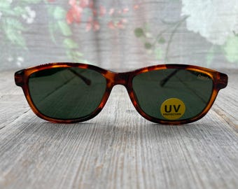 Gafas de sol cuadradas de los años 90, con cristales negros oscuros, lentes para conducir y protección UV, montura de plástico carey.